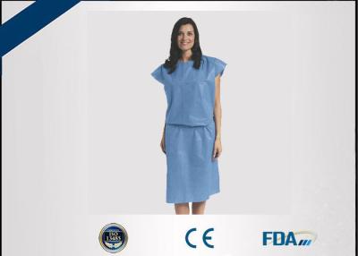 China High Tensile Strength Disposable Scrub Suits , Anti Permeate Blue Surgical Gown for sale