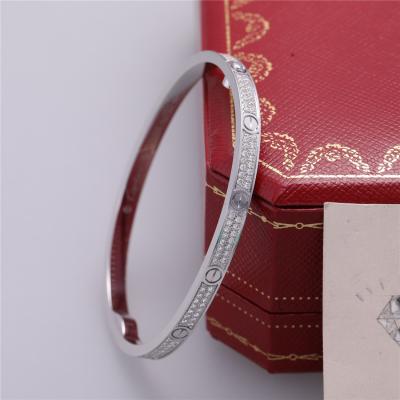 China Diamantes de Pavé White Gold del pequeño modelo de la pulsera del amor N6710817 en venta