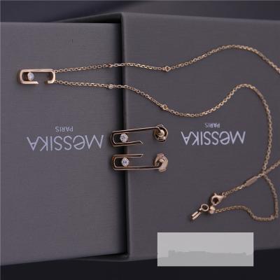 China Precio de fábrica del Amarillo-oro y de Diamond Best Lady Gift Jewelry del collar in18ct del apego del movimiento en venta