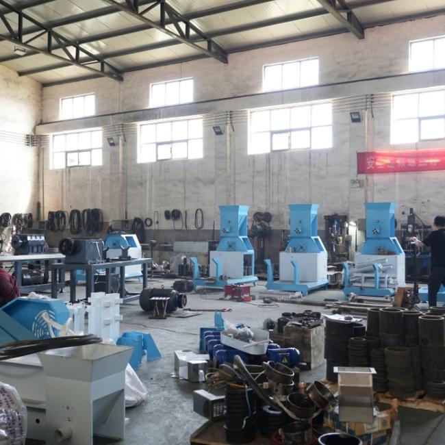 Fish Feed Pellet Machine Grass Fish Feed Machines Pet Food Extruder