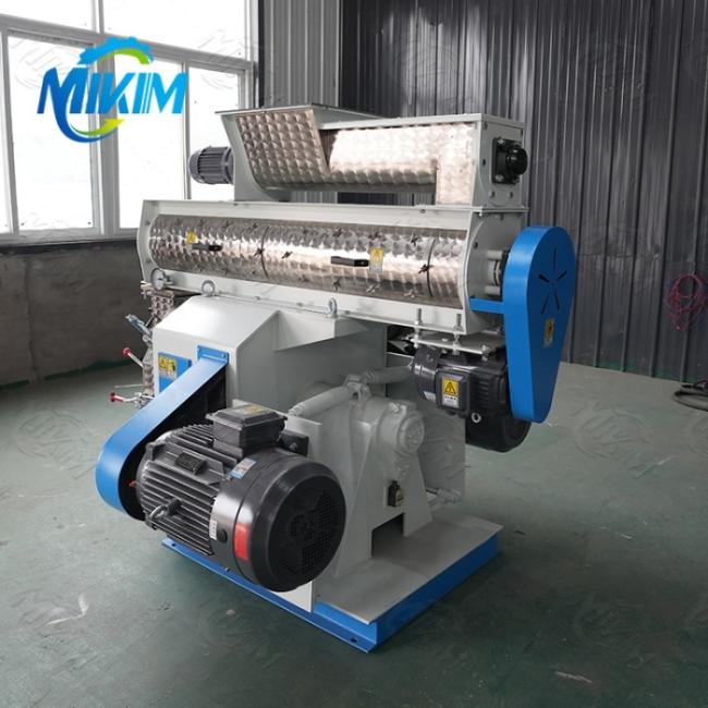 Automatic Poultry Feed Pellet Machine