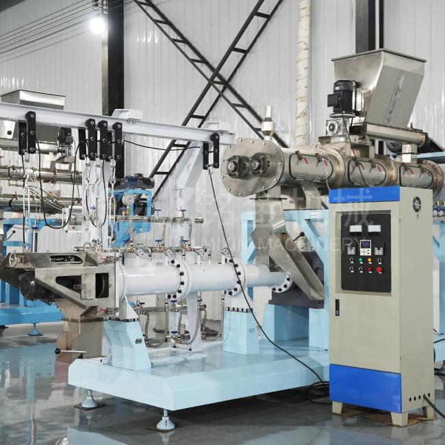 Wet type fish feed pellet machine