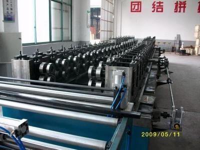 China Seperate Pressing Punching Cable Tray Manufacturing Machine With Servo Guiding for sale