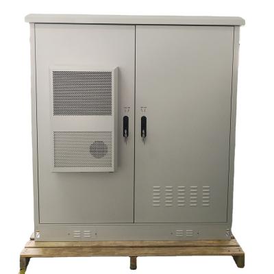 China Front Two 2 Doors Outdoor Telecom Cabinet With AC Heat Insulation for sale