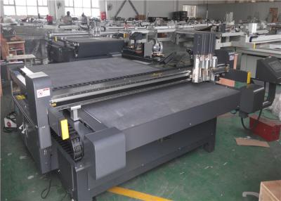 中国 システムを置く自動用具が付いている機械を作る便利なDCZ7Xシリーズ紙箱 販売のため