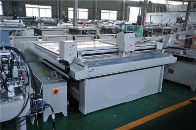 Chine Machine de découpage, transmission de données ondulée de machine de fabrication de cartons 10MB/S à vendre