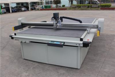 Китай Плюш забавляется ковер делая автомат для резки машины/образца для набивки уплотнения продается