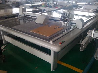 China Oscillating Drag Knife Paper Box Making Machine Drawing Creasing Cutting Servo Motor for sale