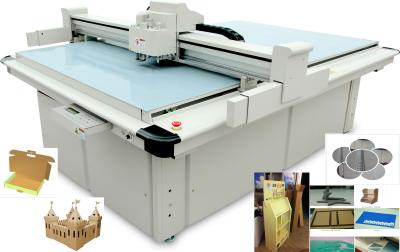 China 30mm CNC Carton Box Cutting Machine Optional Router With Variable Oscillating Control for sale