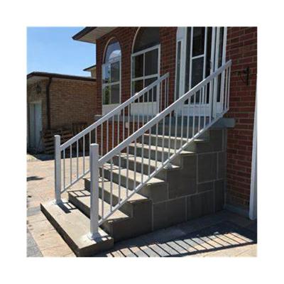 China Versatile Aluminum Railing Systems Modern Safe Picket Post Fence for sale