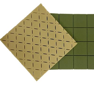 China Green / Blue / Customized Shock Absorbing Floor Tiles High Slip Resistance for sale