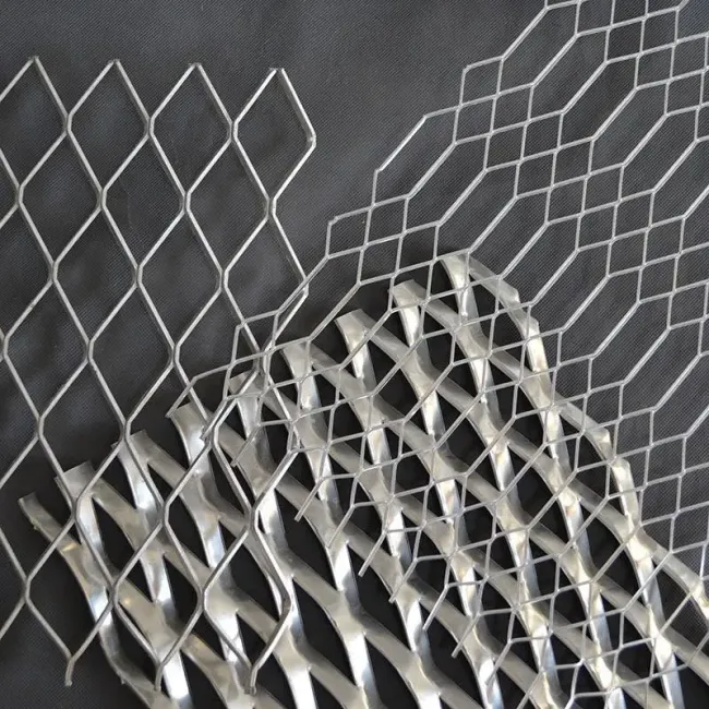 High Quality Low Carbon Steel Plate Expanded Metal Mesh