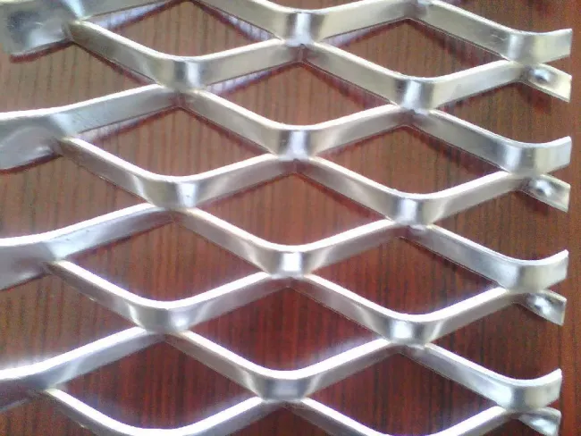 High Quality Low Carbon Steel Plate Expanded Metal Mesh