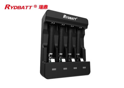 China 4 Slot AA AAA 1.2 V Nimh Battery Charger / Smart LCD Battery Charger USB 5V1A Input for sale