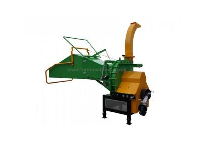 China WC 8M Self Feeding 3 Point Pto Wood Chipper With Durable Chromium CR - 12 Knife for sale