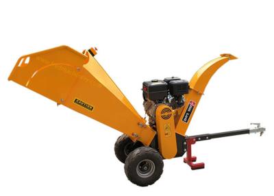 China 5 Inch Capacity Gasoline Wood Chipper self feeding With 2 Cutting Knives for sale