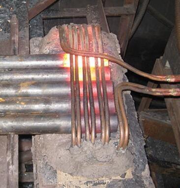 China barra de aço da máquina de aquecimento da indução 160kw/máquina quente da fornalha forjamento do rolo à venda