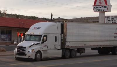 China Guangzhou para Itália Espanha Serviços de transporte internacional de caminhões com pacote de despacho duplo à venda