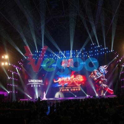China Indoor Full Color 1R1G1B / SMD2121 Stage LED Screens Wide Viewing Angle for sale