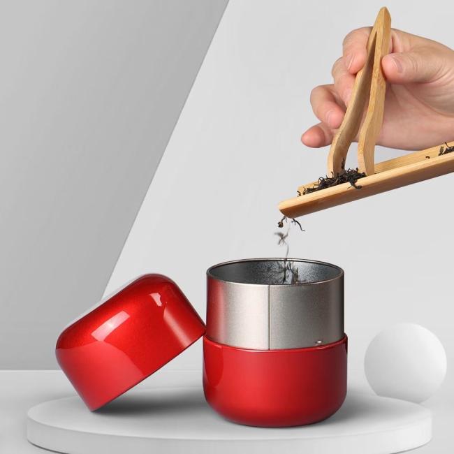 Bullet-shaped Tea Tin Can Image 1