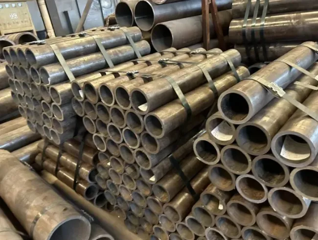 Csdls High Precision Seamless Carbon Steel Pipe Hollow Round Square Rectangle Pipe on Sale