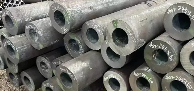 High Quality Carbon Steel Round Pipe Welded Cold Rolled Seamless Steel Pipe Round Tubes Steel Pipe