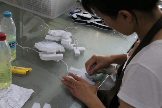 Specialized assembly tools for sign manufacturing