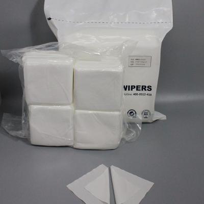 China Pre Wetted Blend Cleanroom Paper 55% Cellulose 45% Polyester Hydroentangled Nonwoven Wipes for sale
