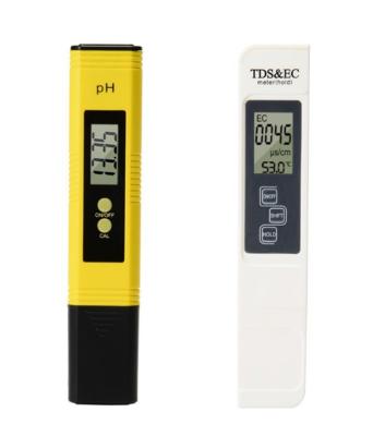 China Handhold Temperature Water Quality Tester Digital TDS EC Meter for sale