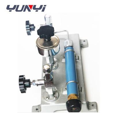 China Laboratory Hydraulic Oil Pressure Gauge Calibrator for sale