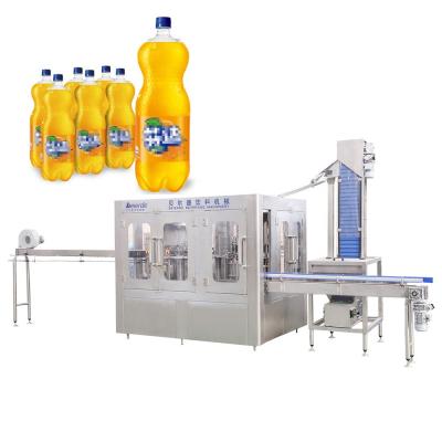 China 1500 KG botella de vidrio automática de jugo de frutas máquina de tapón de llenado caliente con precisión en venta