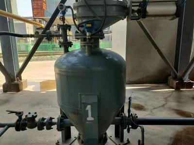 China 2000m Long Distance Pneumatic Conveying Silo Pump For Non Metallic Mineral Powder Conveying for sale