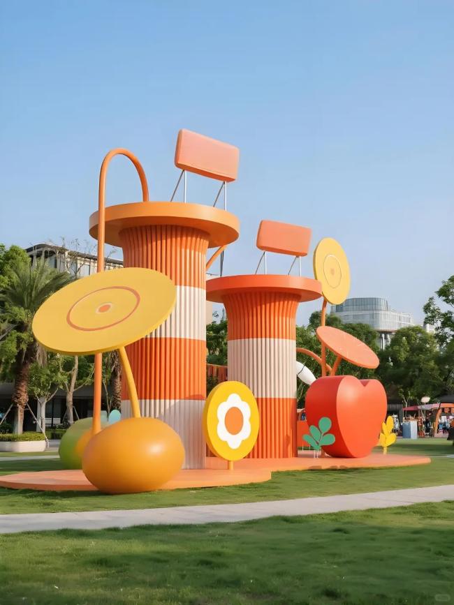 Interactive art in residential community setting