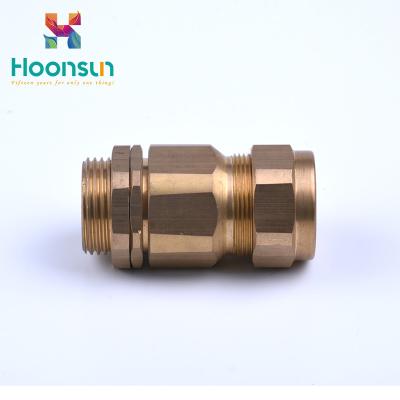 China Clamp Sealing Goint Explosion Proof Cable Gland Ul94V 0 Fireproof SS304 / SS316L for sale