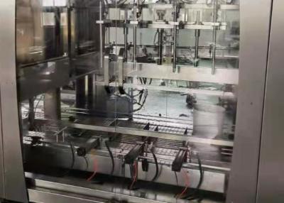 China Máquina de embotellado del agua de la máquina de embotellado del aceite de mesa de los gris plateados 260m m 50L en venta
