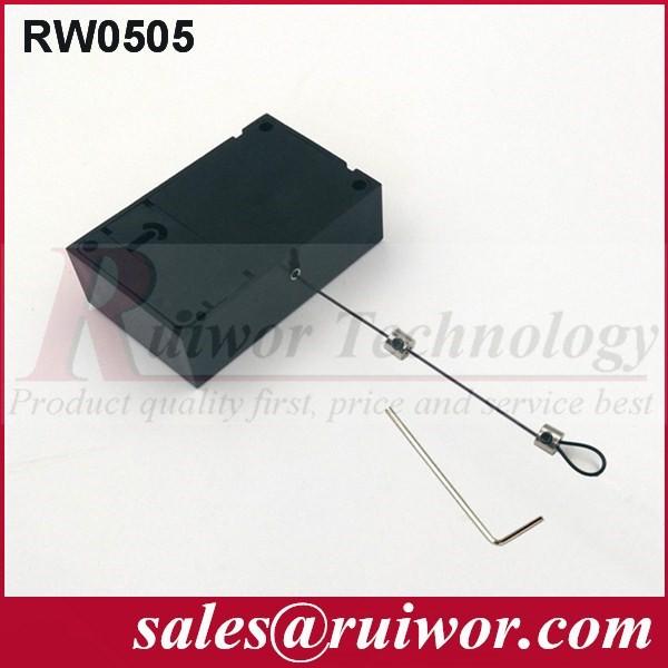 Anti-theft Recoiler