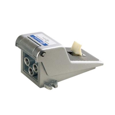 China 4F210-08L Pneumatic Manual Valve Single Head Big Foot Pedal Air Valve With Lock for sale