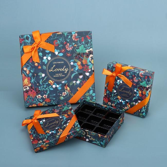 Eco Friendly Pink Party Chocolate Cookie Kraft Paper Boxes Dessert Box Chocolate Packaging Gift Magnetic Box with Dividers