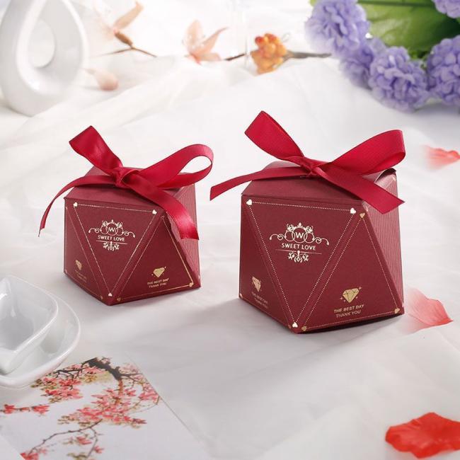 China Factory Wholesale Custom Shape Candy Box, Christmas/Wedding/Festival Paper Packaging Gift Box