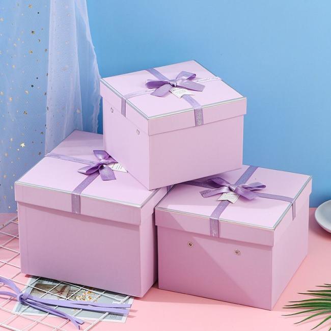 Fashionable Top Grade China Wholesale Custom Logo Packaging Boxes Luxury Lid and Base Paper Carton Box with Ribbon Bow-Tie for Wedding Gift