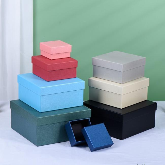 Luxury Various Colors Available Wholesale Custom Logo Printing Christmas Gift Rigid Lid and Base Paper Packaging Carton Box