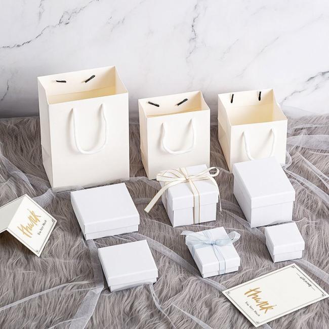 Deluxe Style Rigid Black Cardboard Necklace Packaging Paper Box