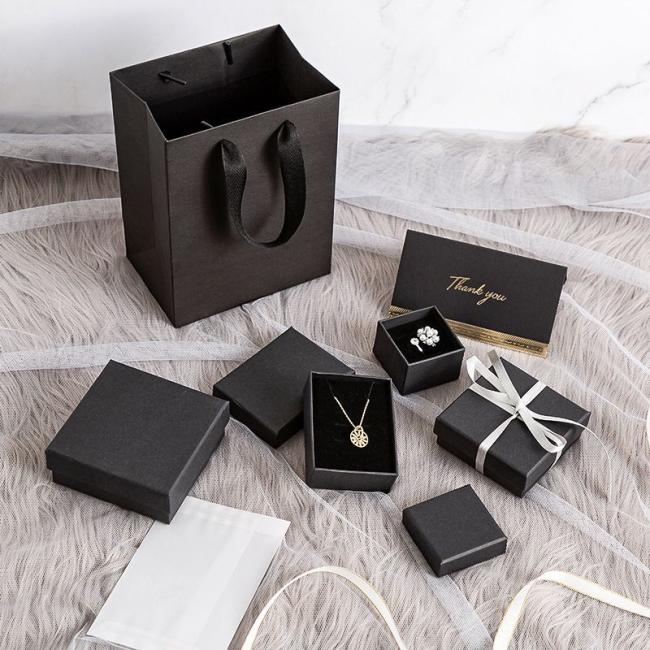 Deluxe Style Rigid Black Cardboard Necklace Packaging Paper Box