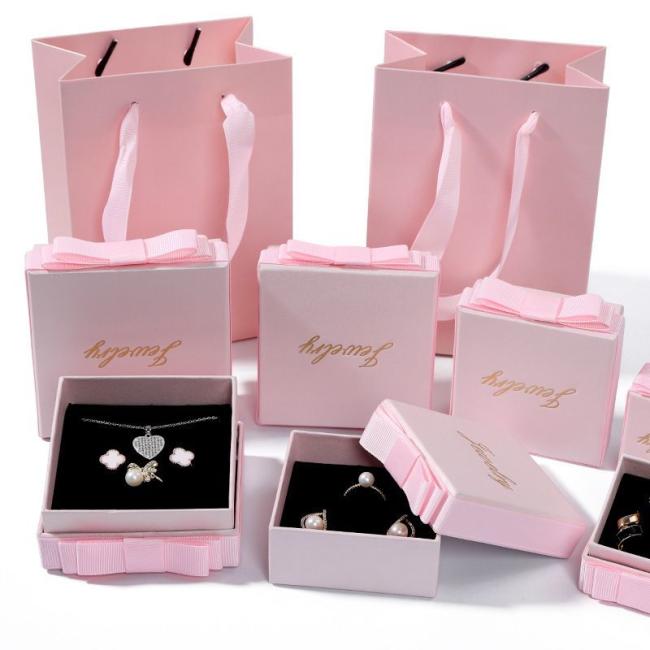 Deluxe Style Rigid Black Cardboard Necklace Packaging Paper Box
