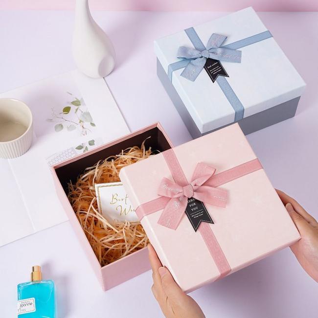 Rigid Cardboard Luxury Cosmetic Jewelry Chocolate Paper Packaging Gift Lid and Base Box with Custom Logo