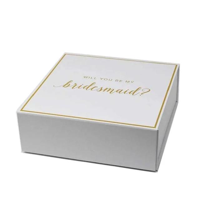High Quality Hand Made Beautiful Custom Luxury Packaging White Cardboard Magnetic Closure Gift Perfume Cosmetic Box for Bridesmaid Mother′s Day Valentine′s Day
