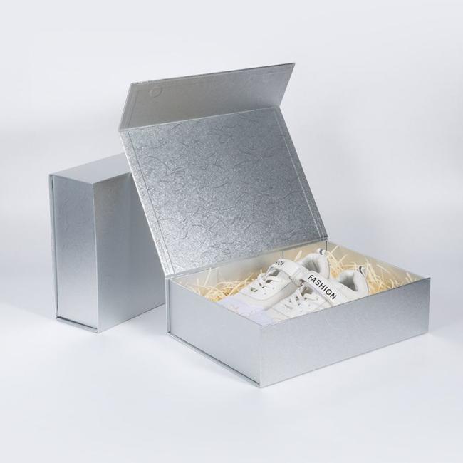 Fancy Design Custom Logo Printing Matt Laminated Rigid Cardboard Wedding Grown Packaging Magnetic Box