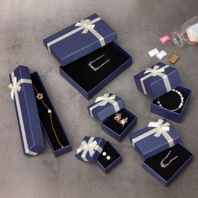 Foam Insert Lid and Base Cardboard Paper Packaging Gift Box, Luxury Ring Necklace Jewelry Box
