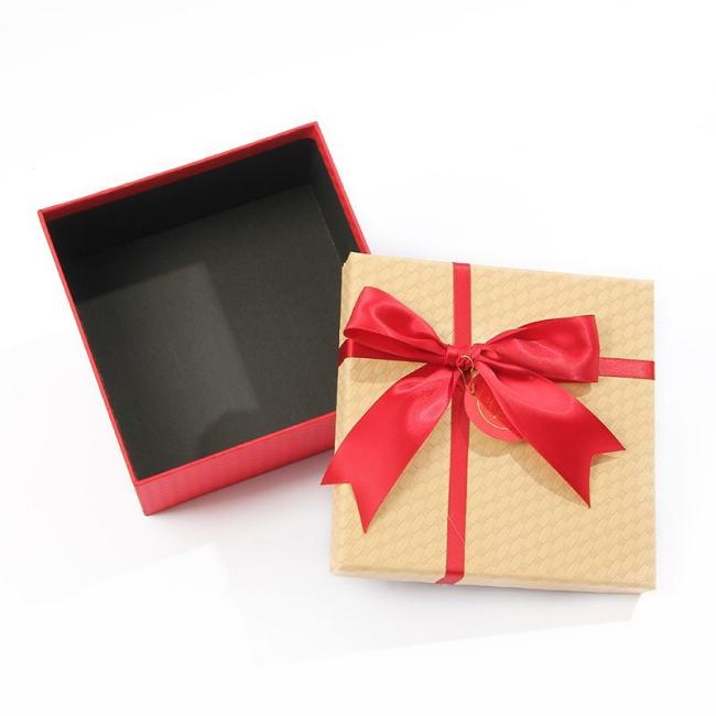 China Wholesales Foam Insert Paper Packaging Fashion Jewelry Box, Custom Logo Printed Cardboard Gift Box