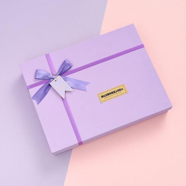 China Wholesales Foam Insert Paper Packaging Fashion Jewelry Box, Custom Logo Printed Cardboard Gift Box